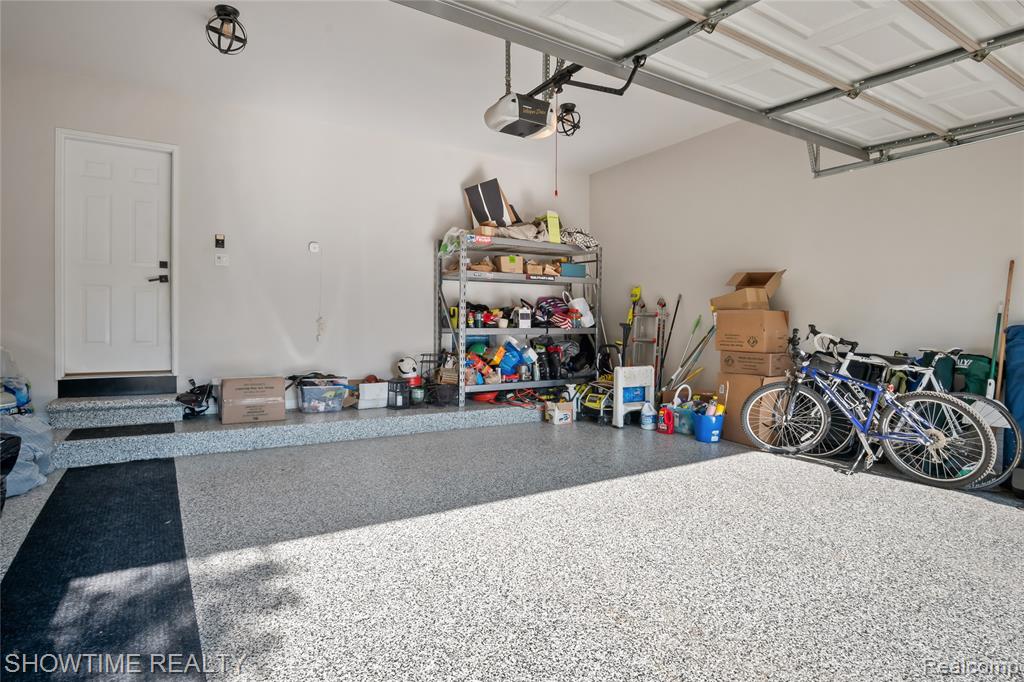 4341 Summer Place, Shelby Twp, MI 48316 — Photo 33