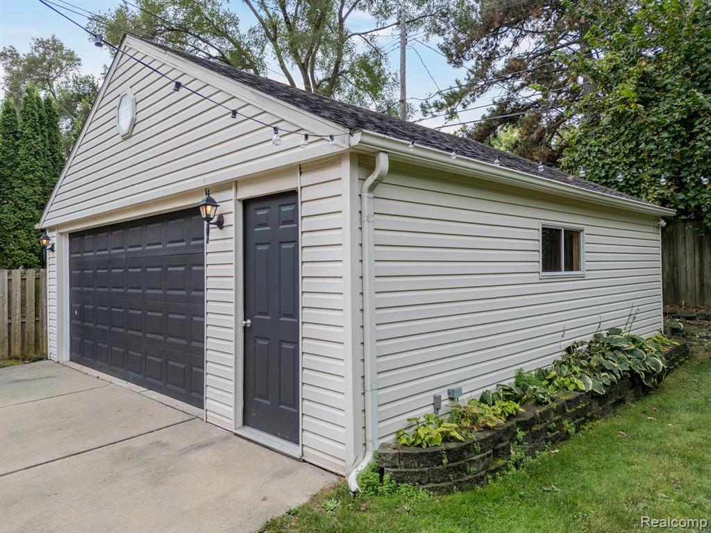 4423 Groveland Avenue, Royal Oak, MI 48073 — Photo 42