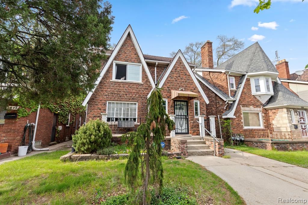 7042 THATCHER Street, Detroit, MI 48221 — Photo 2