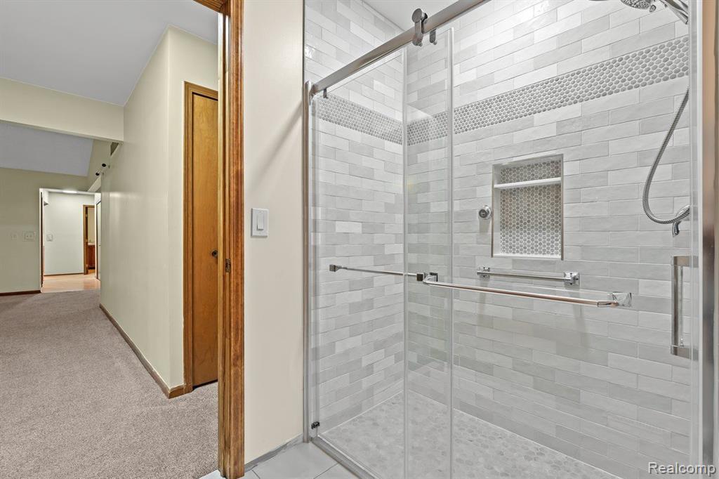 46690 BARBARA Drive, Macomb, MI 48044 — Photo 20