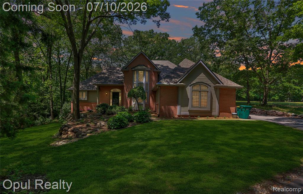 7725 Partridge Hill Drive, Brighton, MI 48116 — Photo 2