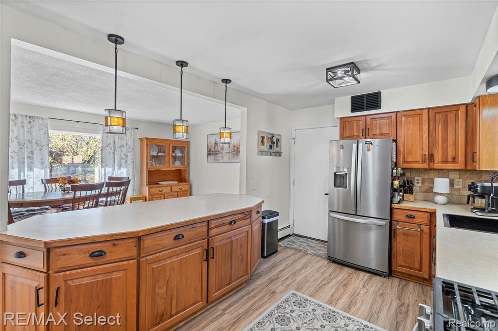9367 Longmeadow Court, Fenton, MI 48430 — Photo 20