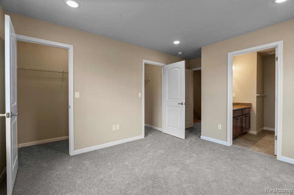 849 Canterbury Ln, Troy, MI 48085 — Photo 17