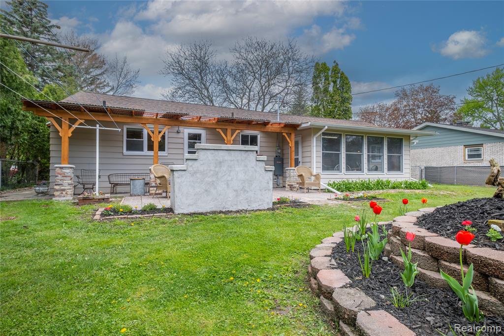 1316 Coolidge Avenue, Saginaw, MI 48638 — Photo 31