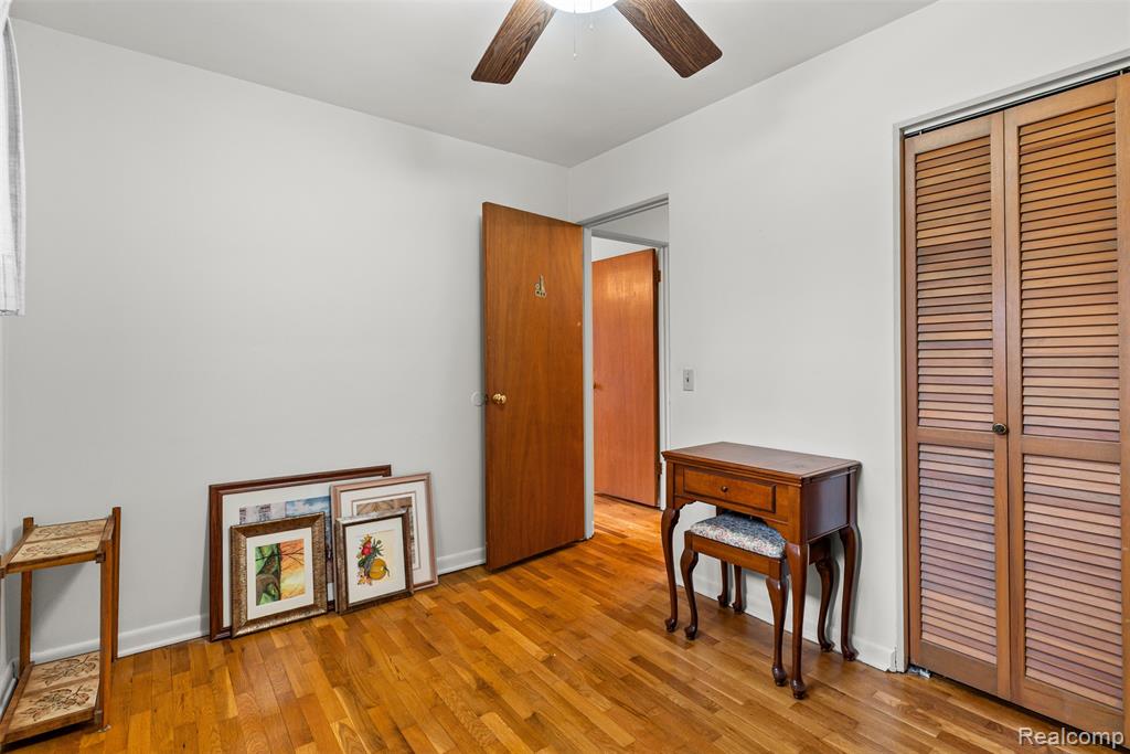 428 Sunnyside Drive, Flushing, MI 48433 — Photo 15