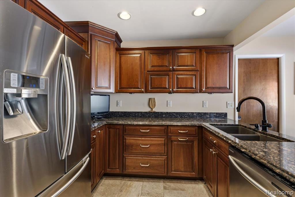 6579 Balmoral Terrace, Clarkston, MI — Photo 15