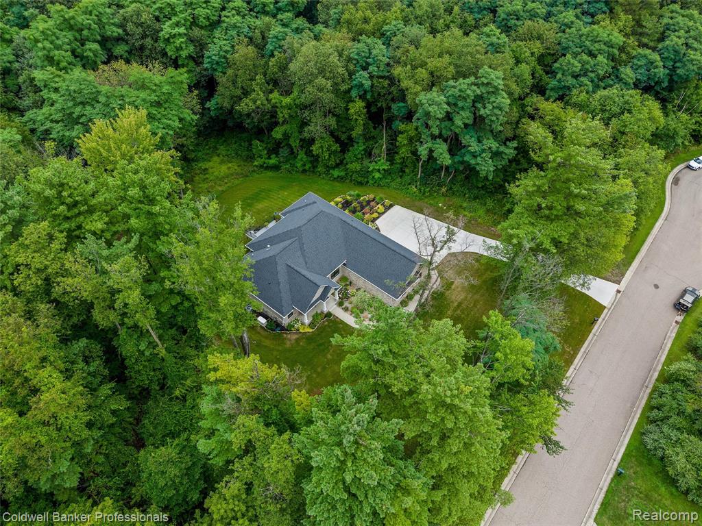 3320 Acorn Grove Court, Ortonville, MI 48462 — Photo 44