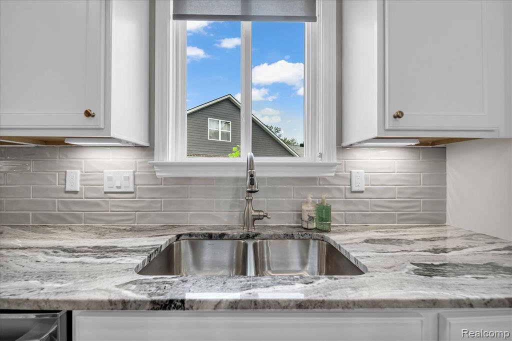 48854 Windfall Road, Novi, MI — Photo 25