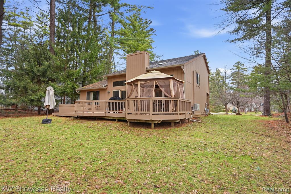 4145 Cumberland Ct, Commerce Twp, MI 48390 — Photo 38