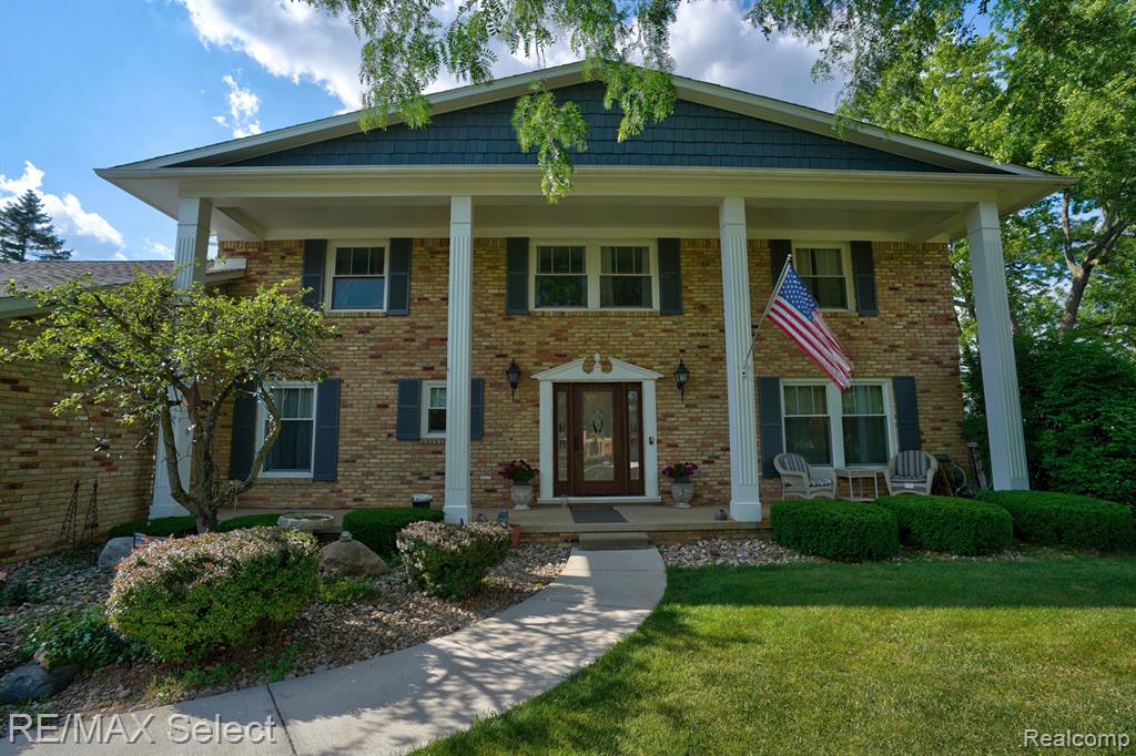 6181 Kings Scepter Court, Grand Blanc, MI 48439 — Photo 2