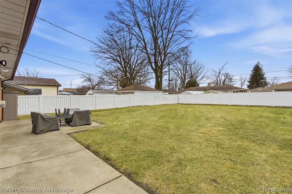 8841 Virgil, Redford, MI 48239 — Photo 3