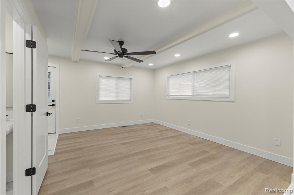 836 Garden Street, Garden City, MI — Photo 15