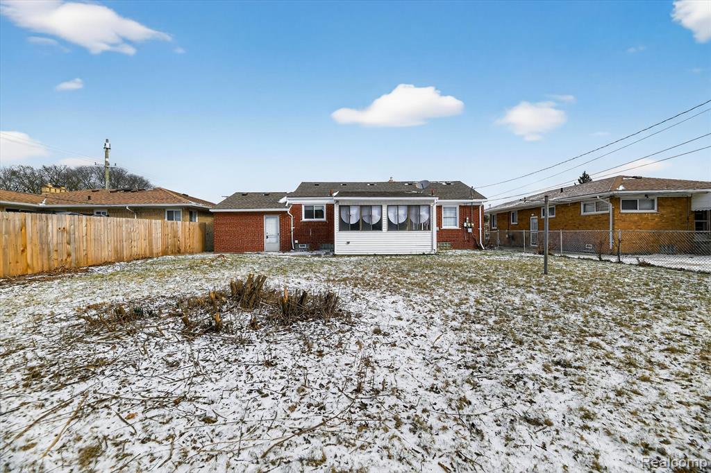 17314 Collinson Avenue, Eastpointe, MI 48021 — Photo 35