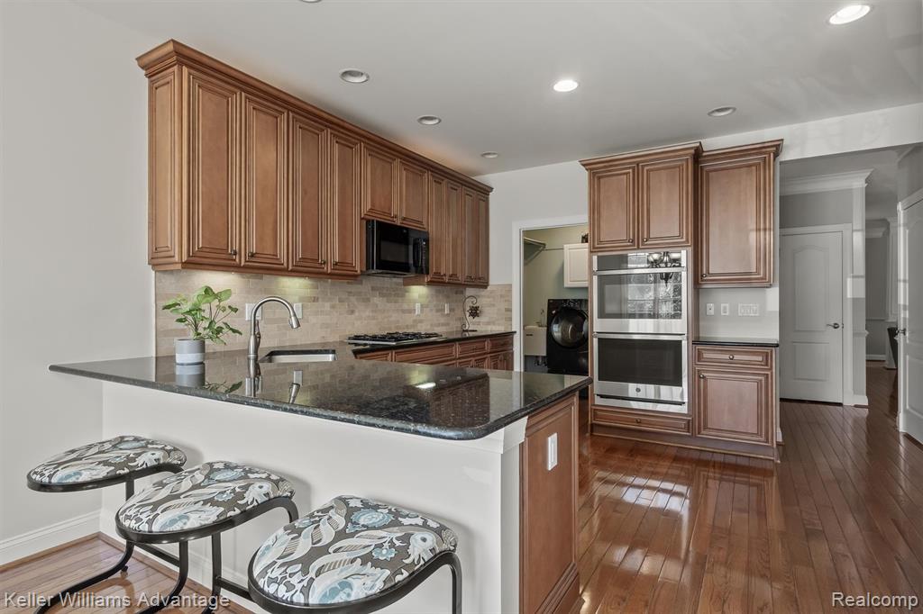 44604 Broadmoor Circle N, Northville, MI 48168 — Photo 13