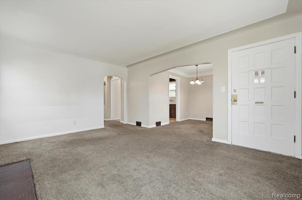 8144 Whitcomb Street, Detroit, MI 48228 — Photo 11