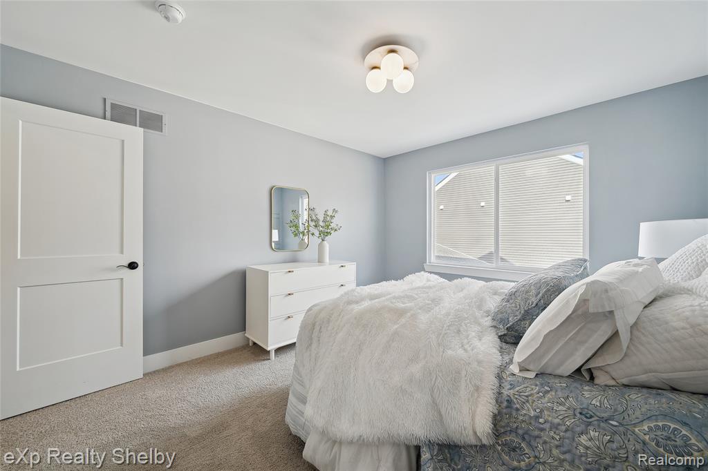 52030 Wellington Valley Drive, Macomb, MI 48042 — Photo 34
