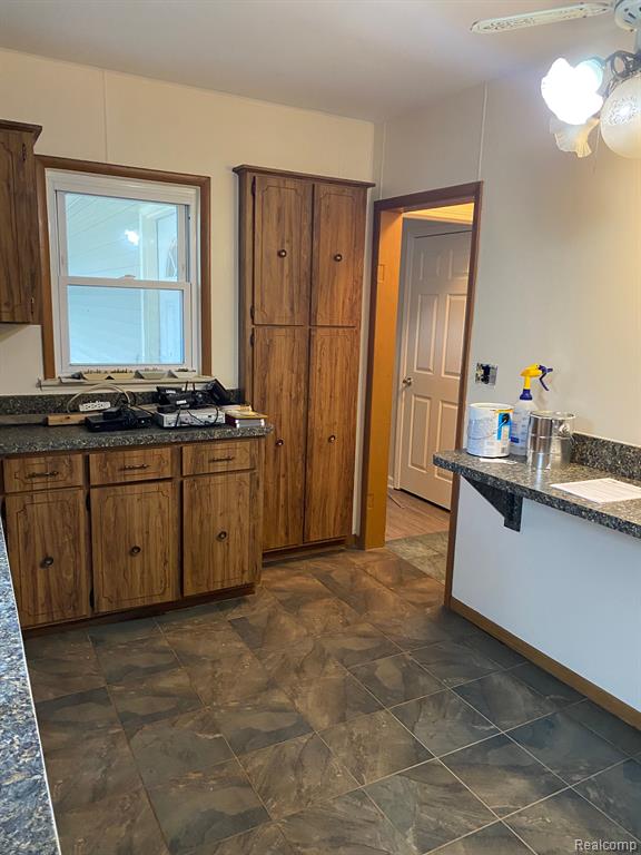 5470 POTTER Road, Burton, MI 48509 — Photo 18