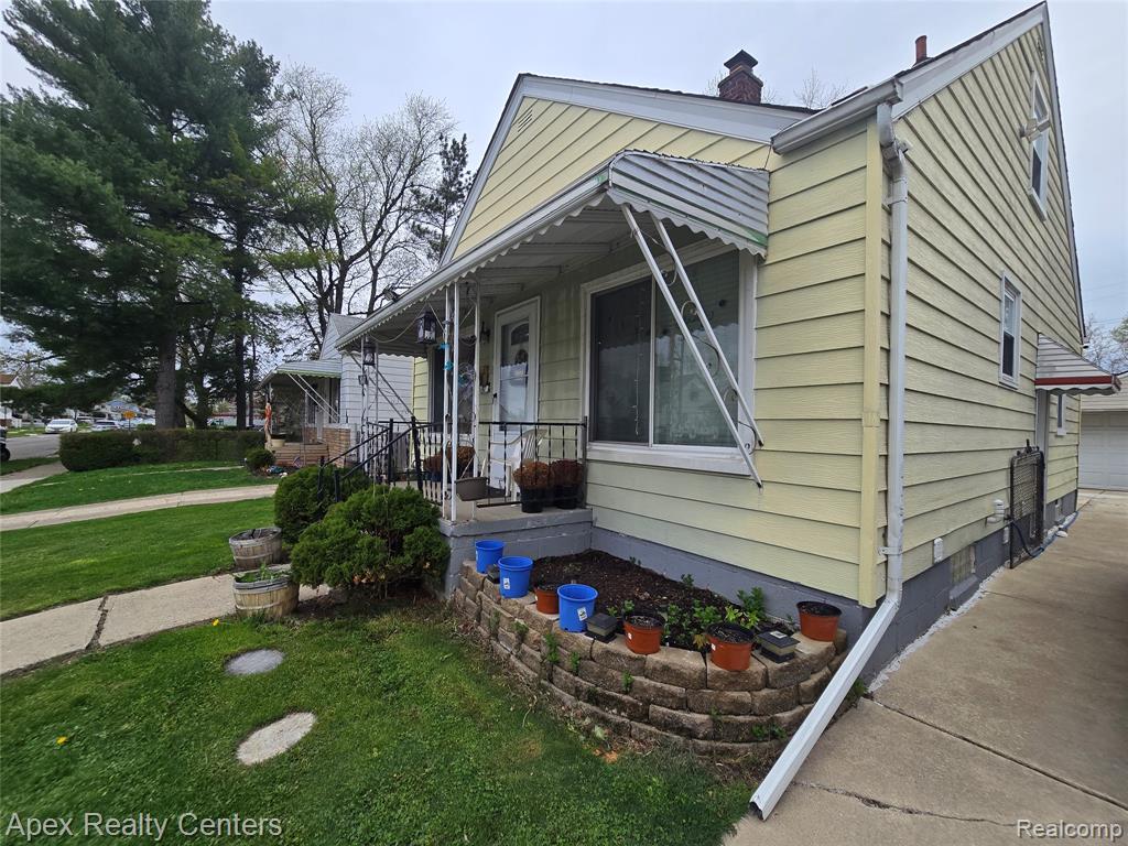 6320 Saint Marys Street, Detroit, MI 48228 — Photo 8