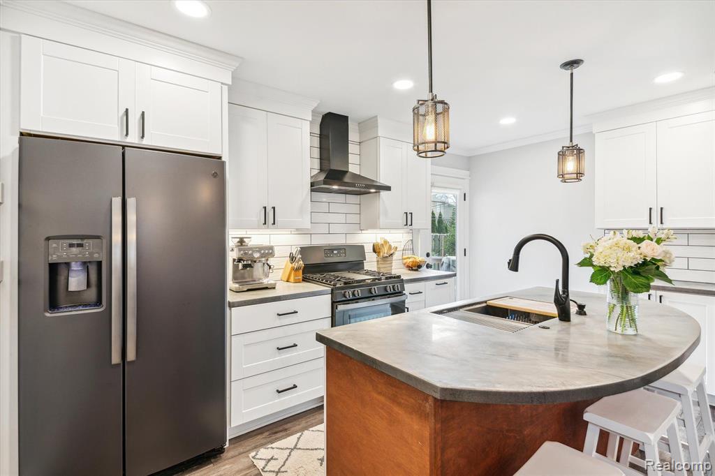 627 Golf Avenue, Royal Oak, MI 48073 — Photo 11