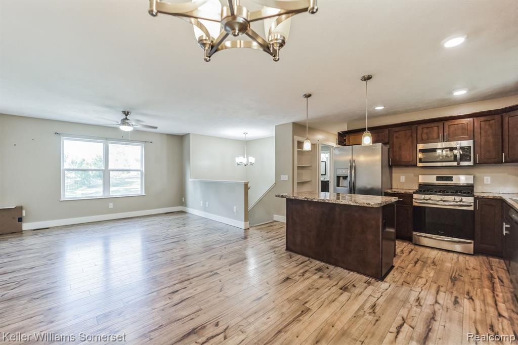 208 PARKVIEW Drive, Kingsley, MI 49649 — Photo 4
