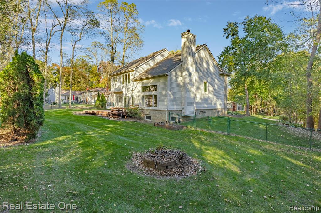 4659 Camelina Street, Commerce Twp, MI 48382 — Photo 7