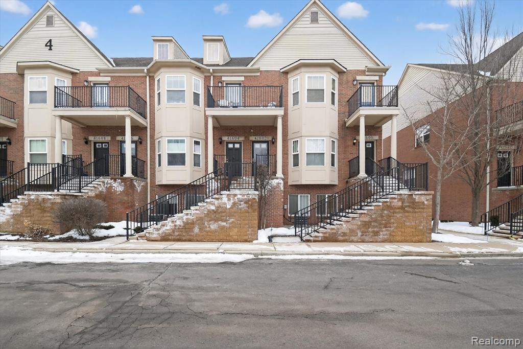 41602 Hamlet Lane, Novi, MI — Photo 2