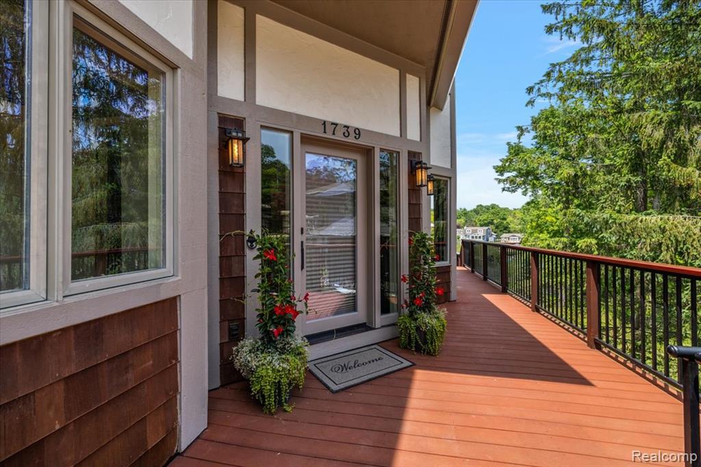 1739 Ridge Road, White Lake, MI 48383 — Photo 4