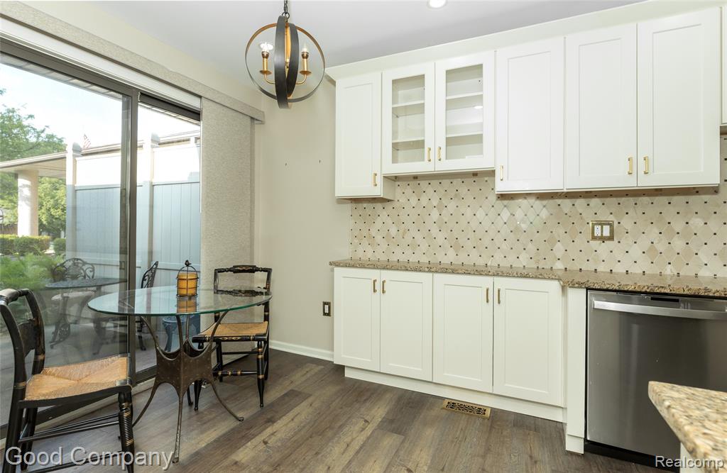 969 Wexford Way, Rochester Hills, MI 48307 — Photo 20