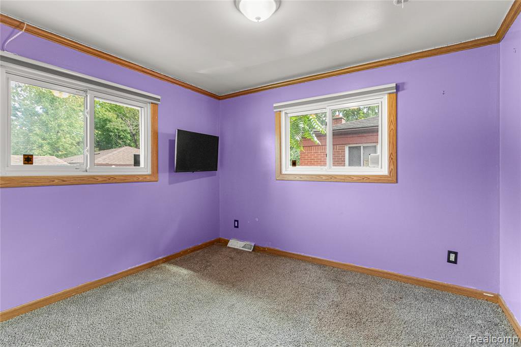4403 Harding Street, Dearborn Heights, MI 48125 — Photo 14