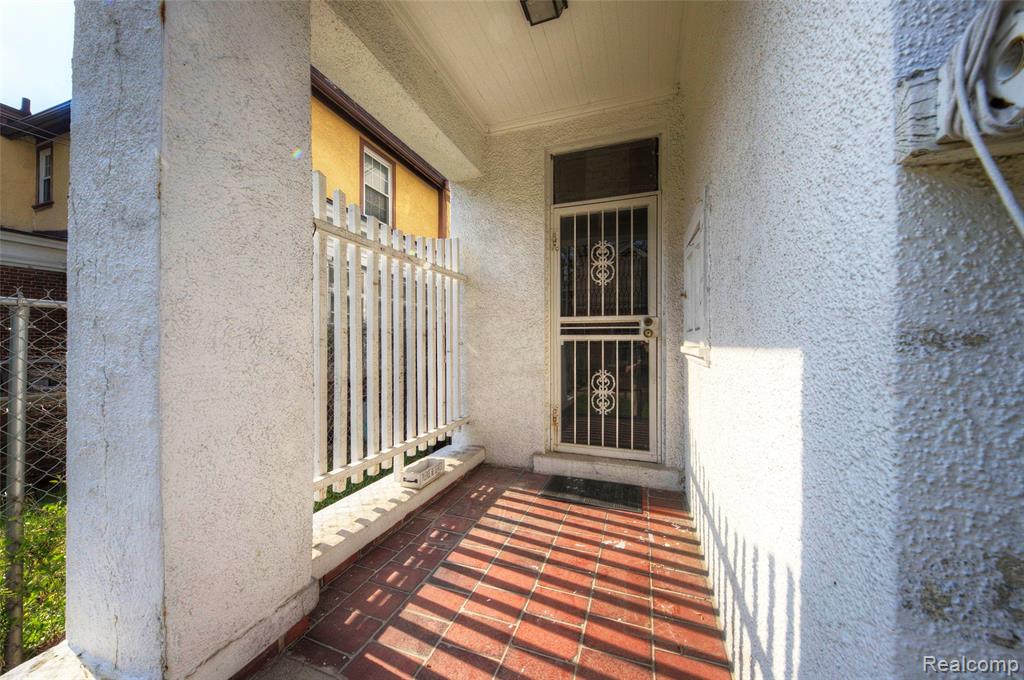 121 Longfellow Street, Detroit, MI 48202 — Photo 80