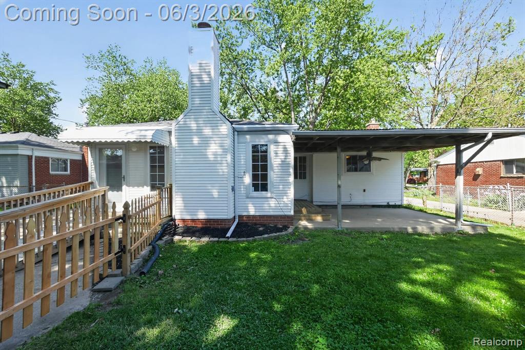 512 Redwood Drive, Troy, MI 48083 — Photo 33