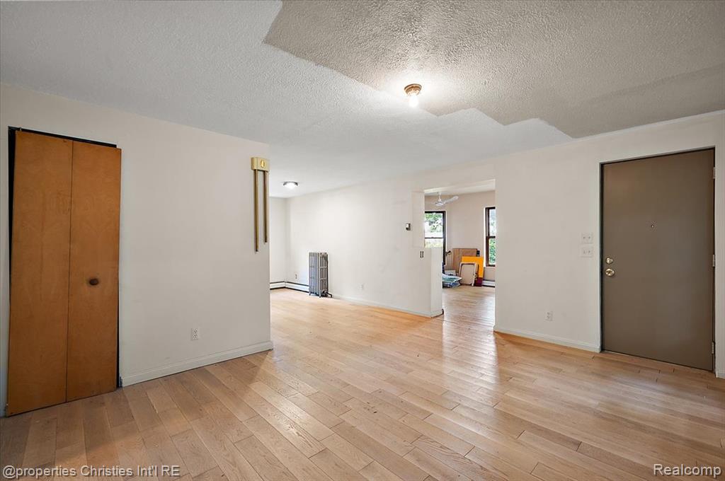 157 E Elmwood, Leonard, MI 48367 — Photo 35