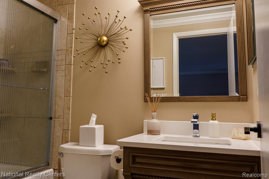 1756 Brentwood Drive, Troy, MI 48098 — Photo 23