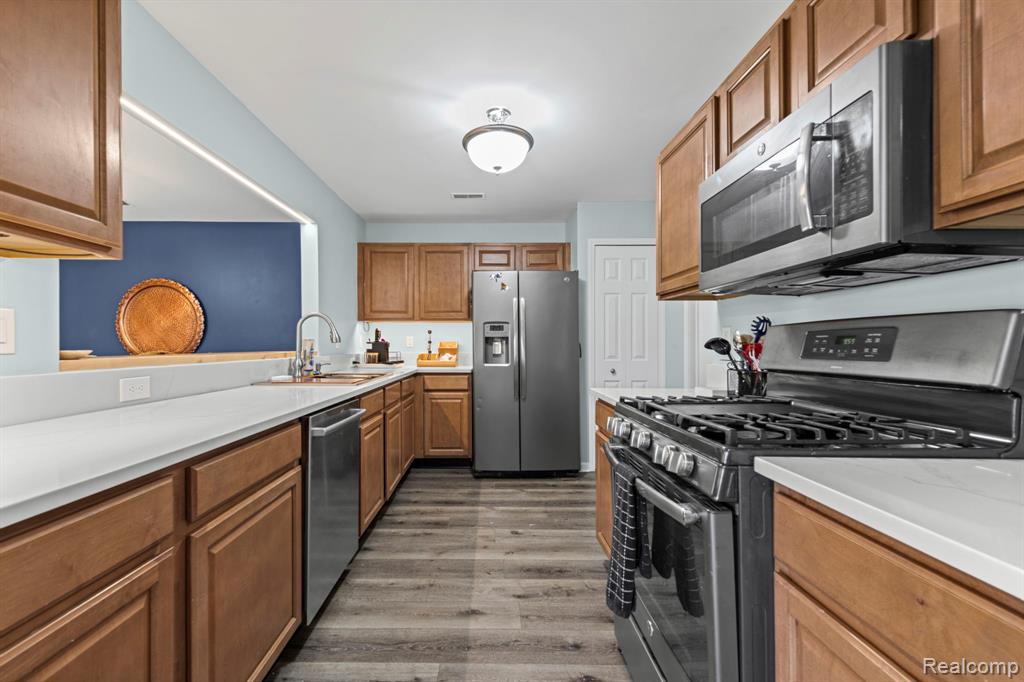 16789 Carriage Way, Northville, MI 48168 — Photo 19