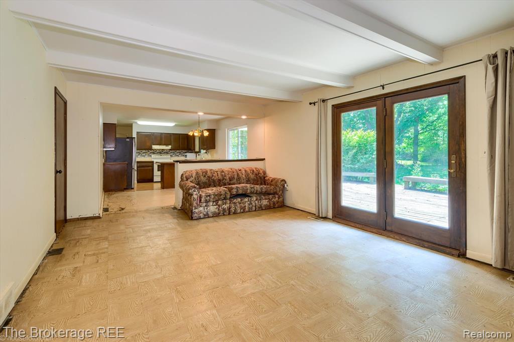 5312 Michael Court, Grand Blanc, MI 48439 — Photo 14