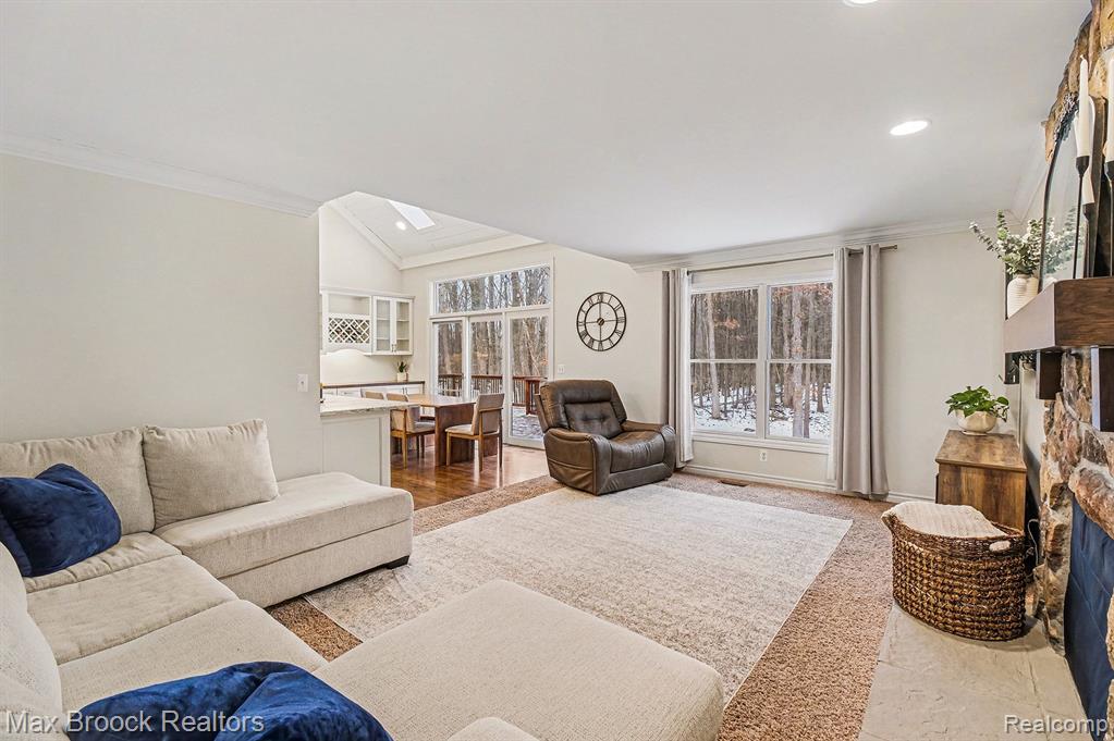 9858 Forest Ridge Drive, Clarkston, MI 48348 — Photo 23