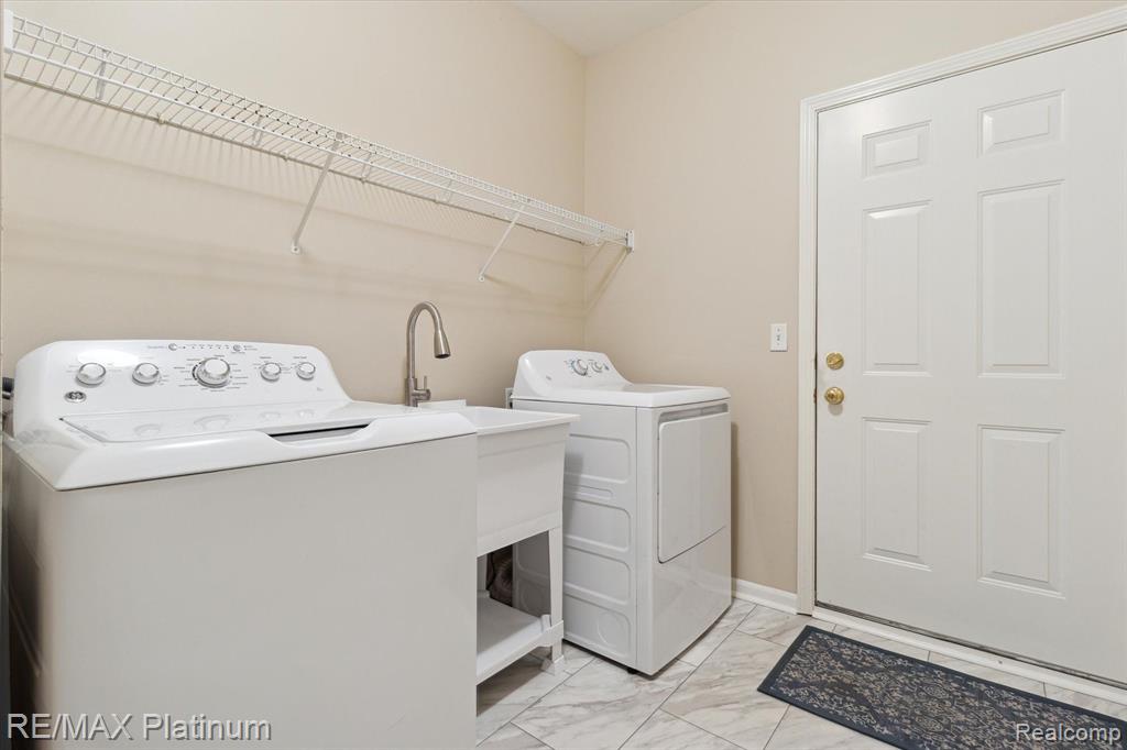 4014 ELIZABETH Avenue, Canton, MI 48188 — Photo 16