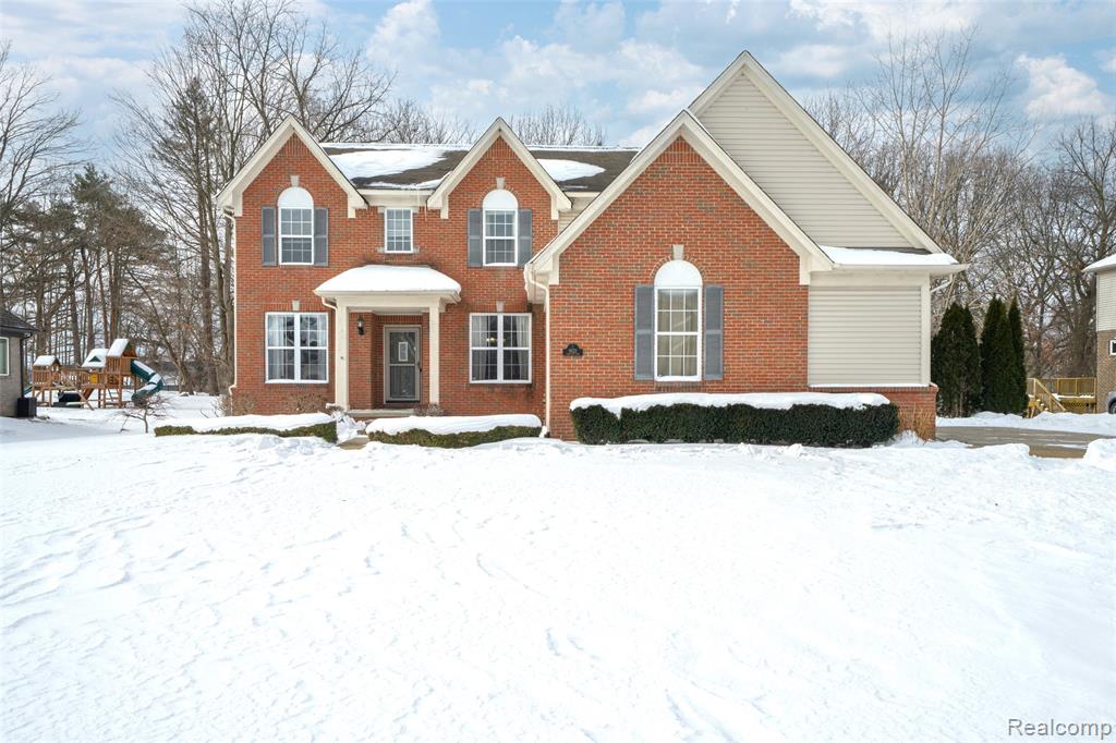 9623 Windsor Lane, Clarkston, MI 48348 — front exterior
