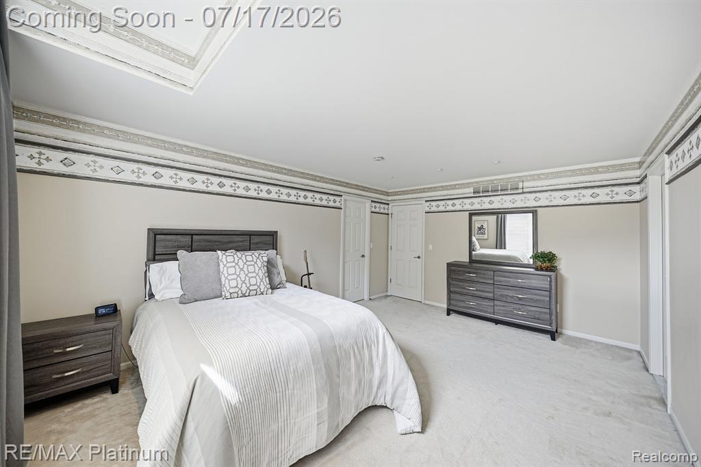 5458 Lake Ridge Drive, Brighton, MI 48116 — Photo 33
