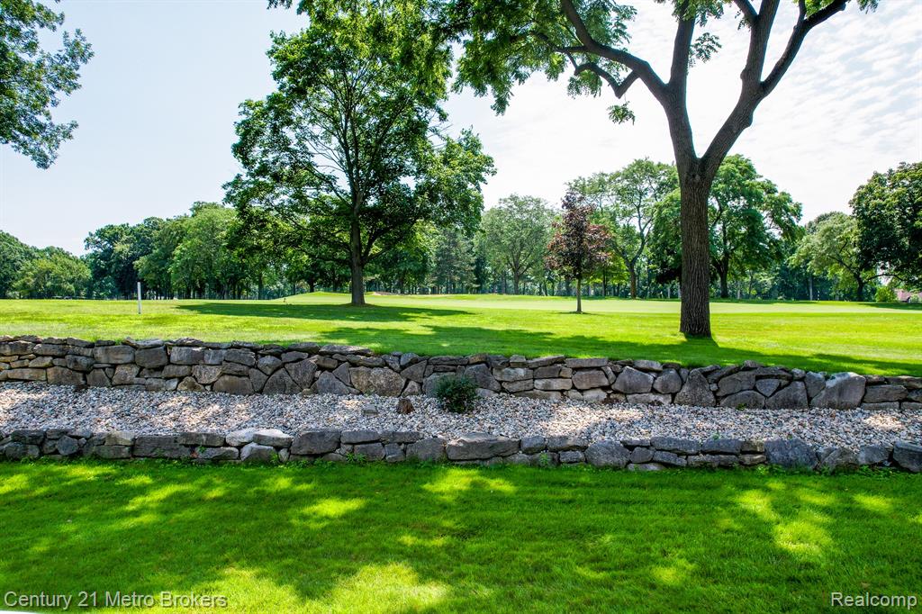 9270 Hidden Valley Court, Grand Blanc, MI 48439 — Photo 55