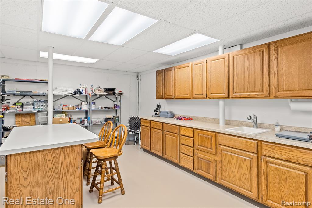4342 MEADOW Lane, Orchard Lake Village, MI 48323 — Photo 45