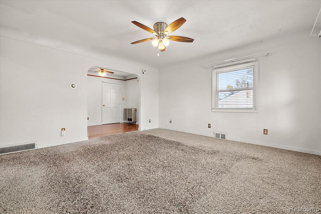 777 Emerson Avenue, Pontiac, MI 48340 — Photo 7