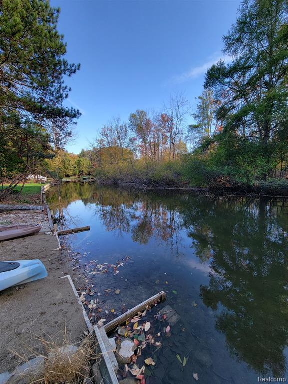 6869 Wellesley Terrace, Clarkston, MI — Photo 4