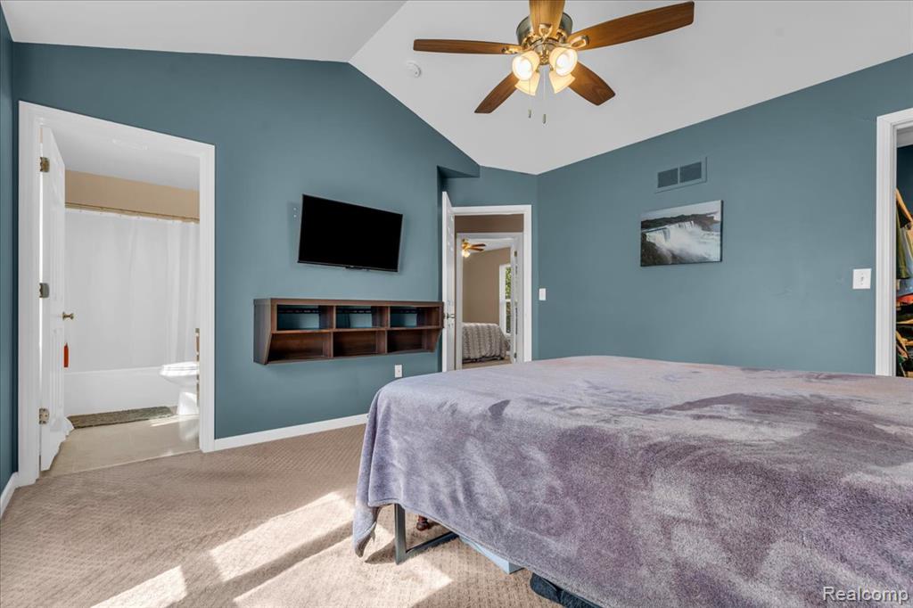 6600 Doyon Drive S, Waterford, MI 48327 — Photo 18