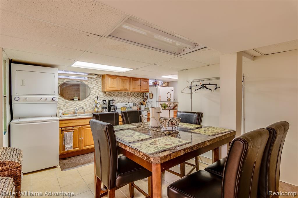 7308 Orchard Avenue, Dearborn, MI 48126 — Photo 28