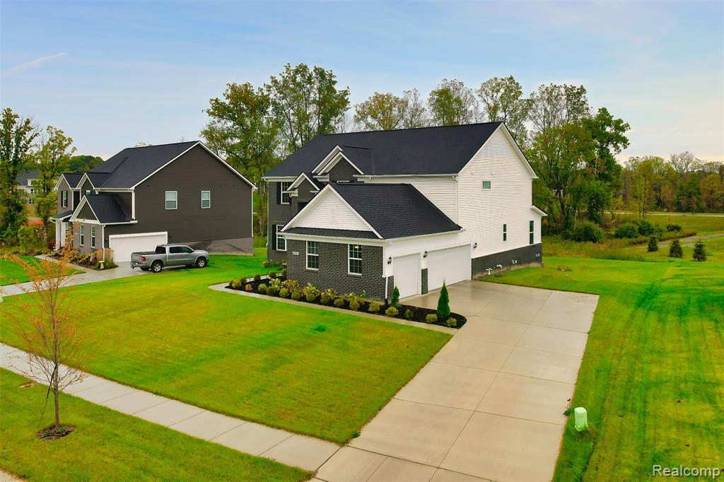 22820 Martin Road, South Lyon, MI 48178 — Photo 2