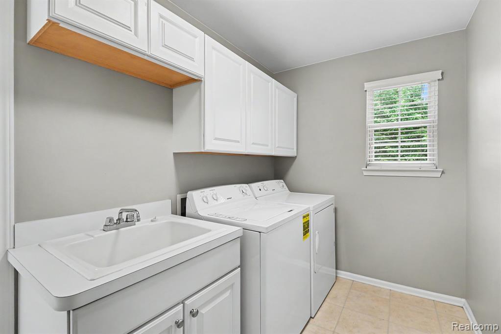 6573 Summit Ridge, Clarkston, MI — Photo 20