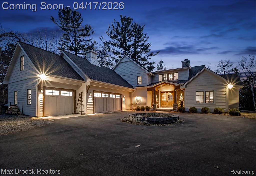 1432 S East Torch Lake Drive, Bellaire, MI 49615