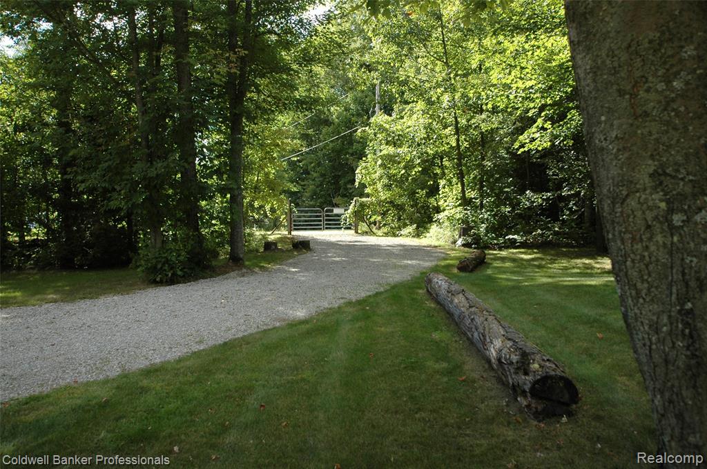 4266 River Drive NE, Gladwin, MI 48610 — Photo 18