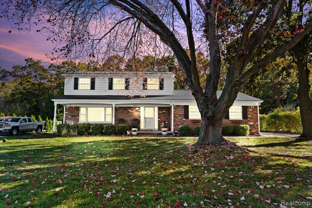 5265 Greenfield Road, Brighton, MI 48114 — front exterior